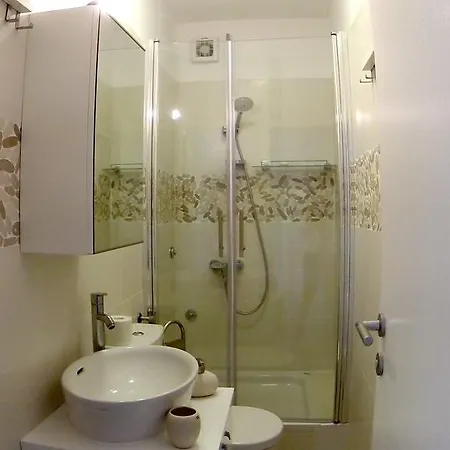 Holiday Home Olive Gradac  Exteriér fotografie