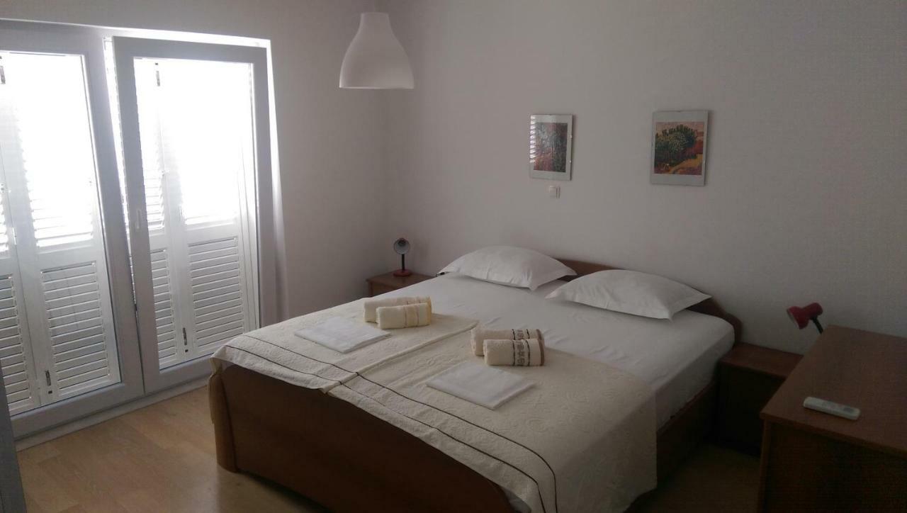 Olive Gradac (Split-Dalmatia)